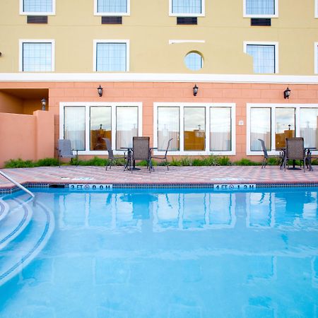 Holiday Inn Express & Suites - Jourdanton-Pleasanton By Ihg Exterior photo